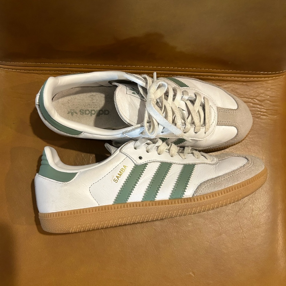 Big Kids Adidas Original Samba OG White and Green Size 5.5